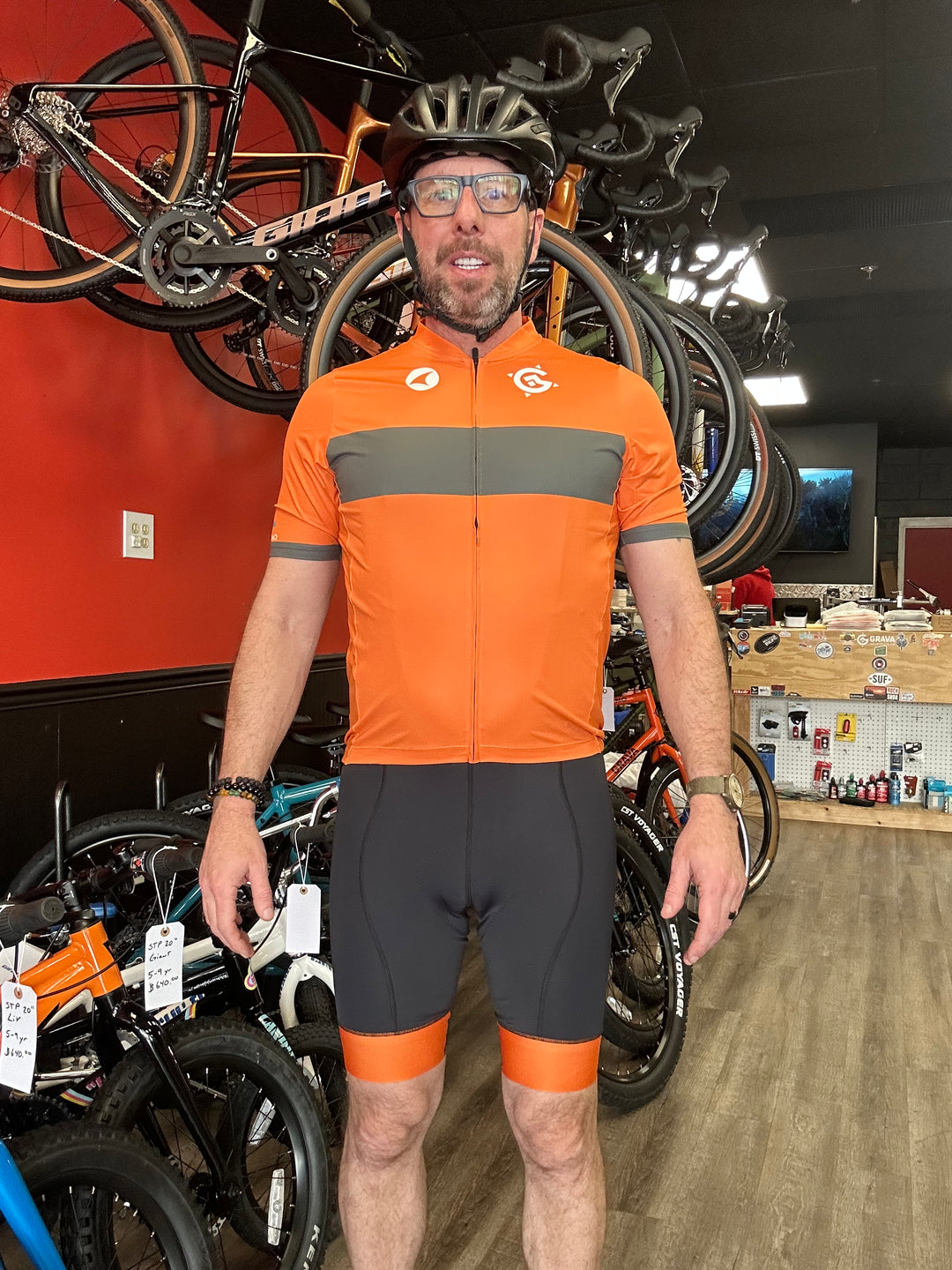 Go Grava Cycling Traditional Bib Short