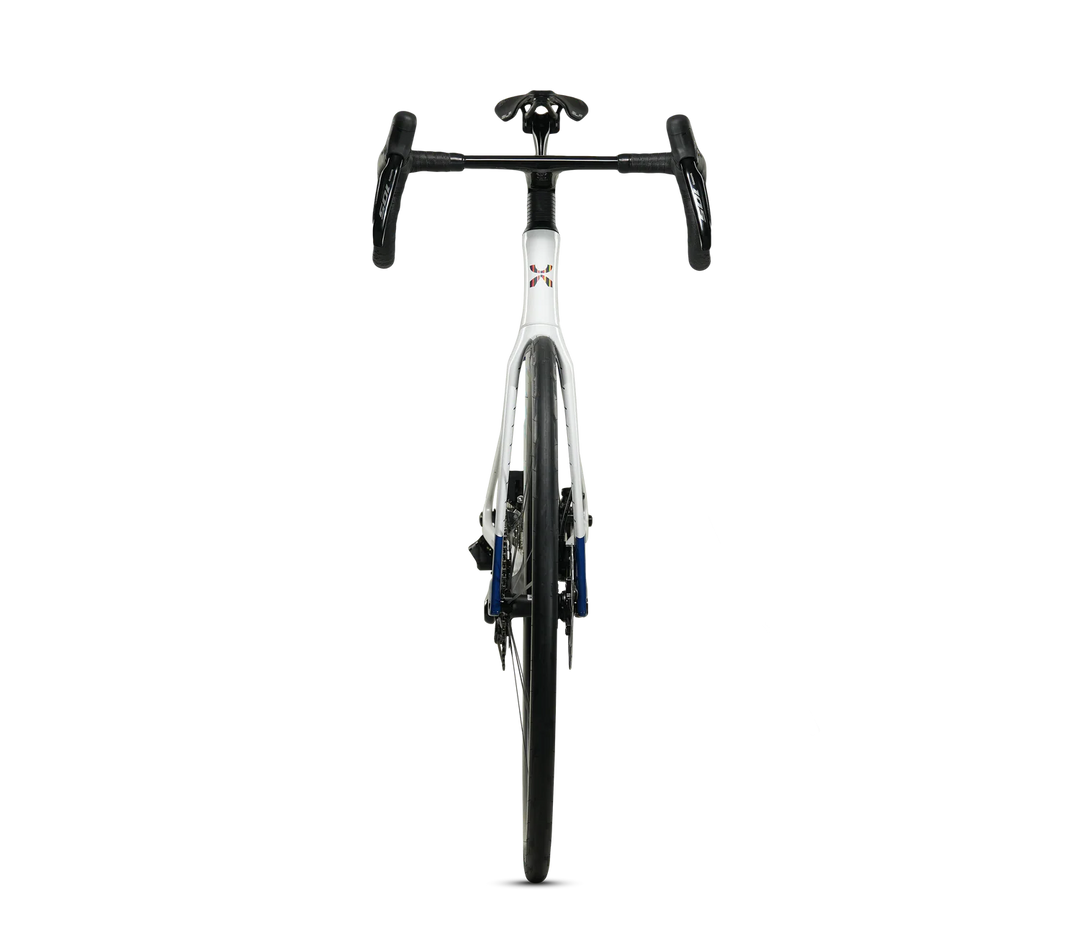 X-LAB AD8 Carbon Road Bike – Shimano 105 Di2, Carbon Wheels, Power Meter