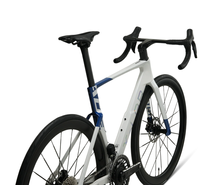 X-LAB AD8 Carbon Road Bike – Shimano 105 Di2, Carbon Wheels, Power Meter