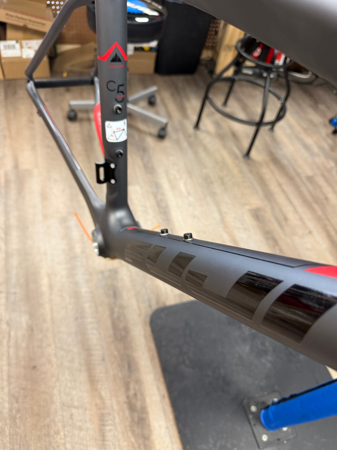 Fuji Gran Fondo Classico 1.1 Carbon Rim Brake Frameset – BB86 – QR – Clearance