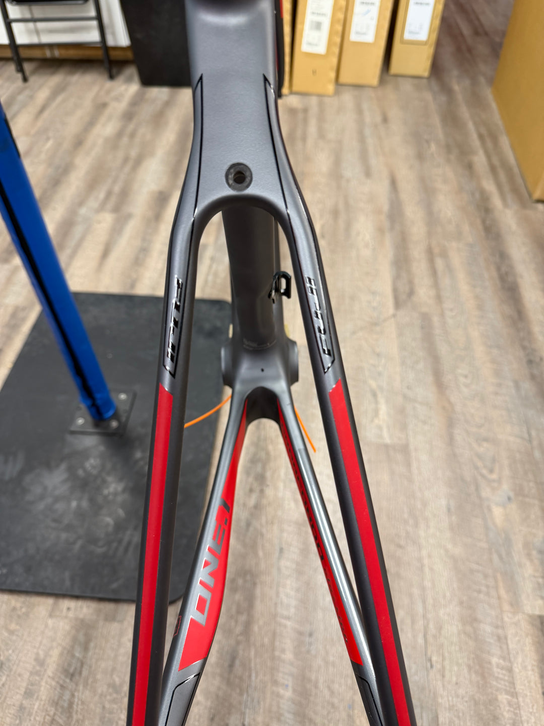 Fuji Gran Fondo Classico 1.1 Carbon Rim Brake Frameset – BB86 Fuji Gran Fondo Classico 1.1 Carbon Rim Brake Frameset – BB86