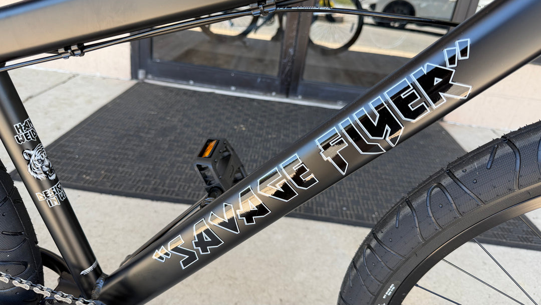 SE Bikes Savage Flyer 27.5” Bike Life Wheelie Bike