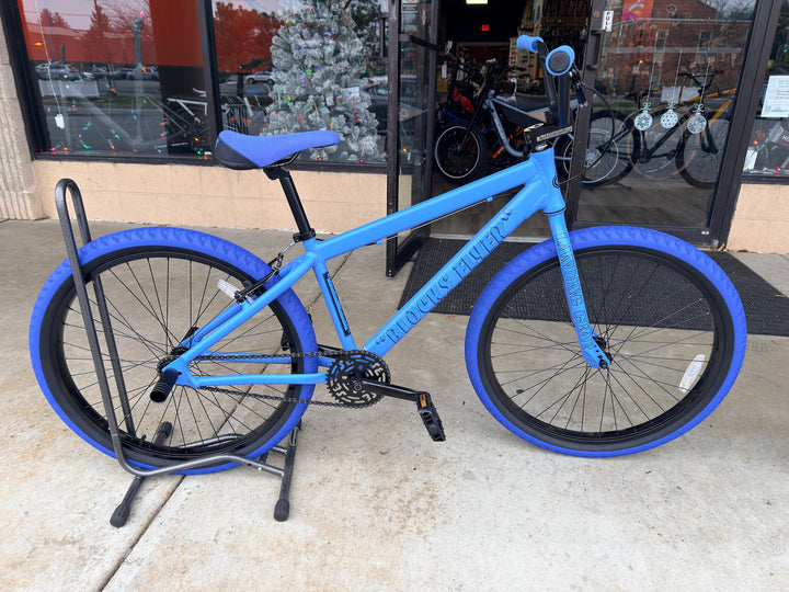 Blocks Flyer 26 Matte Blue