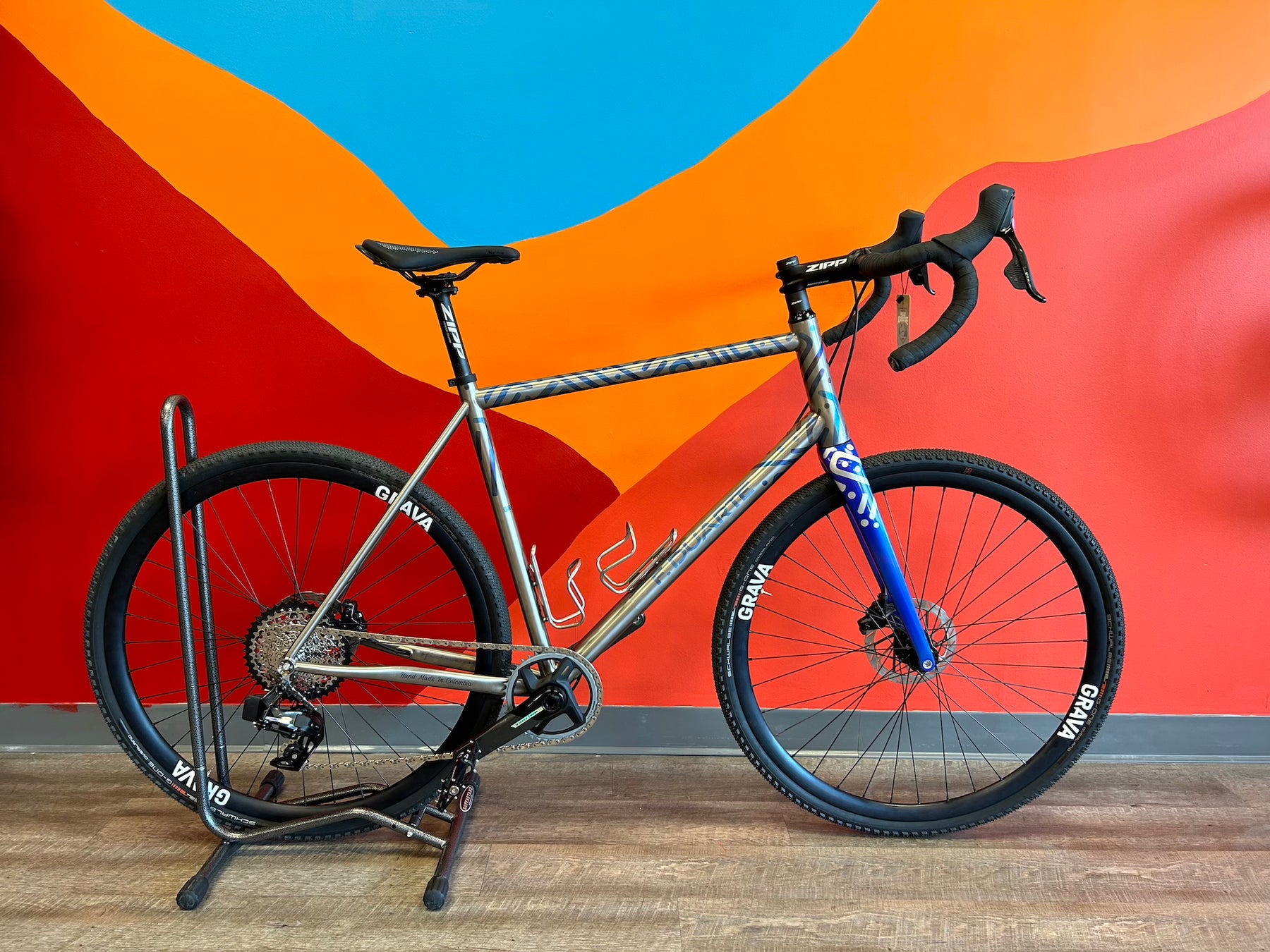 gravel bikes colombia Titanium Gravel Bicycle