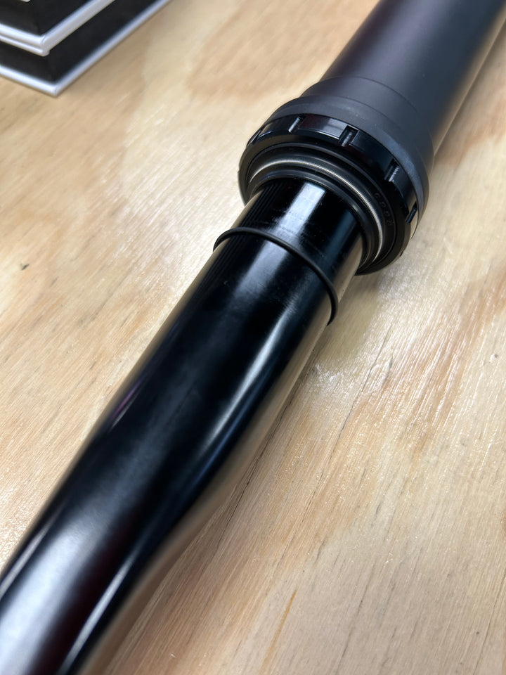 Cane Creek Invert CS Gravel Fork w/ Climb Switch — 30mm Travel — Demo / Lightly Used