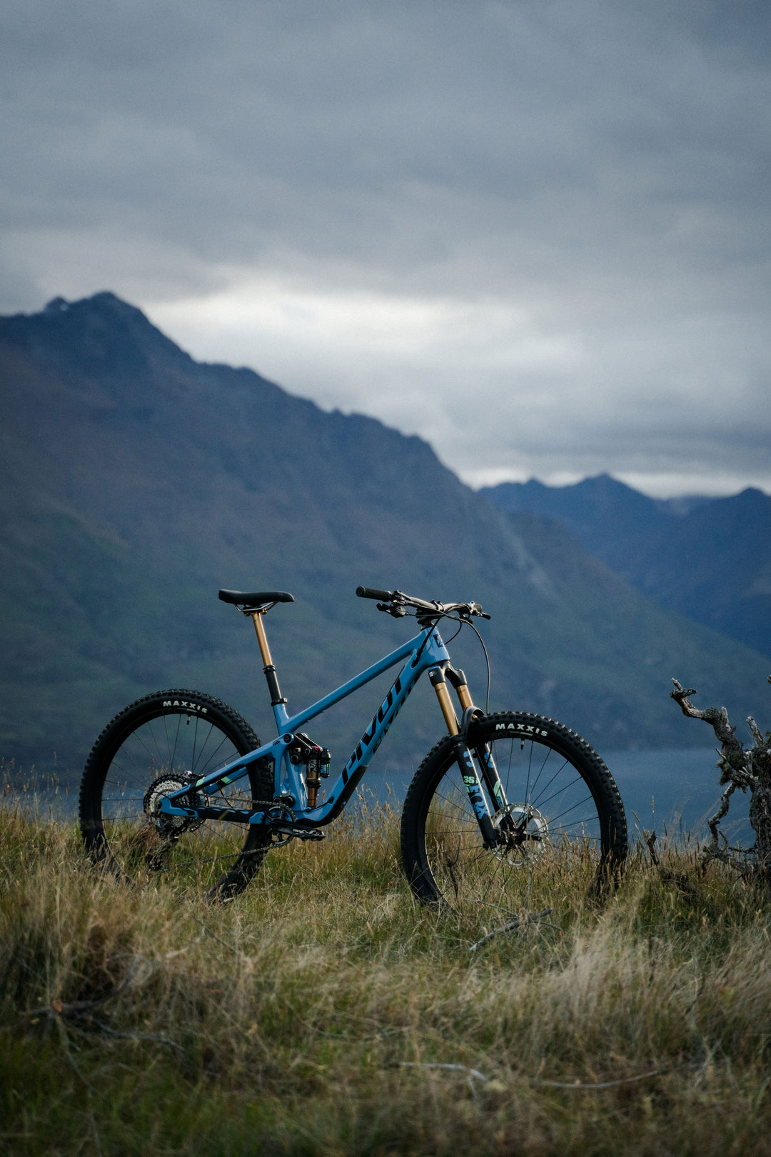 Pivot Switchblade 29 Ride GX AXS (Demo) – Grava Adventure Corporation